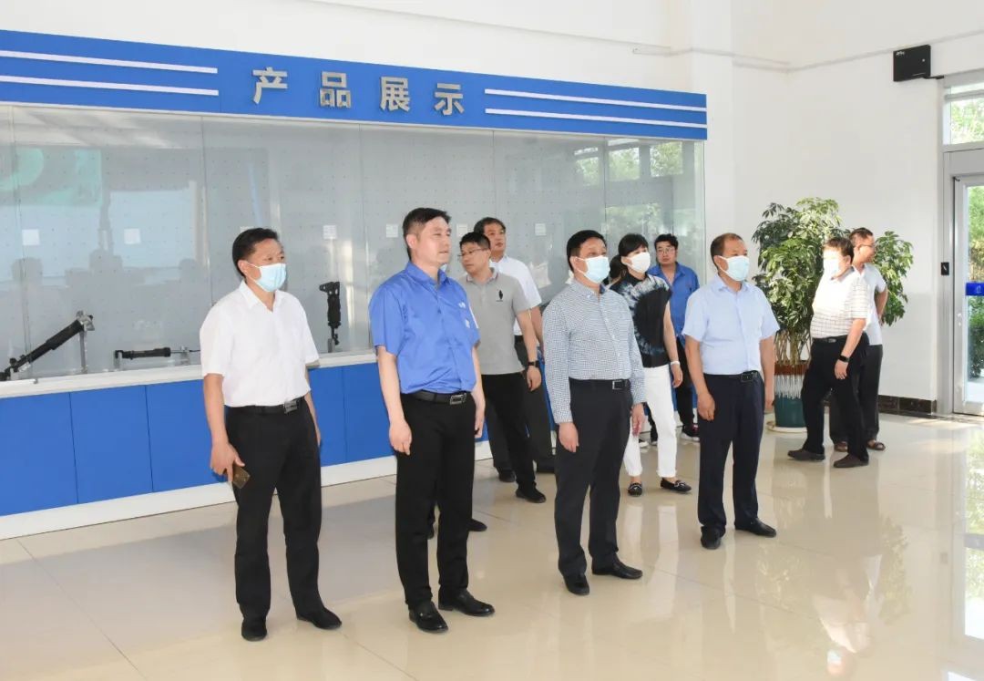 市人大视察组来区视察经济运行情况 中国财经新闻网 www.prcfe.com