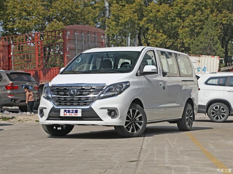 东风风行 风行M7 2022款 领爵款 2.0T 自动伯爵版
