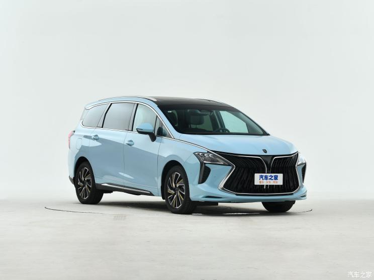 东风风行 风行游艇 2022款 1.5T DCT揽月版
