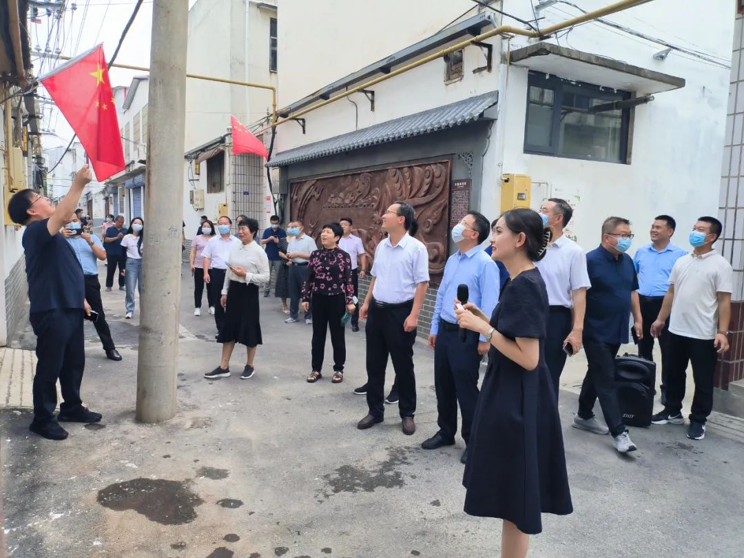 全省创建全国文明城市观摩团来郾参观交流 中国财经新闻网 www.prcfe.com