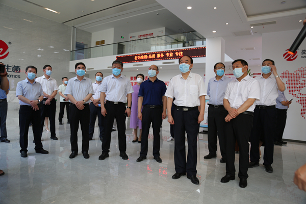 省人大常委会莅临我区调研职业教育工作 中国财经新闻网 www.prcfe.com