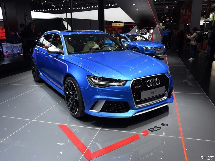 Audi Sport 奥迪RS 6 2015款 RS 6 4.0T Avant