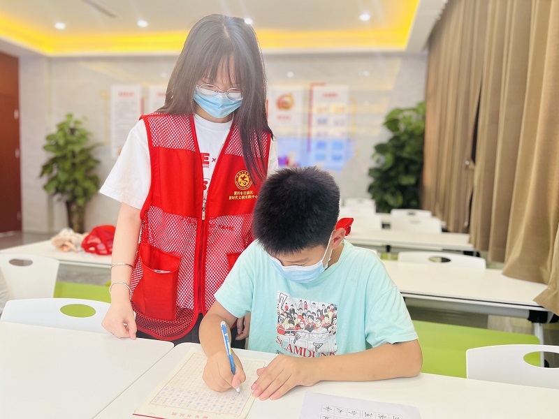 新时代文明实践站——漯河市召陵区翟庄街道燕山路社区开展硬笔书法培训活动 中国财经新闻网 www.prcfe.com