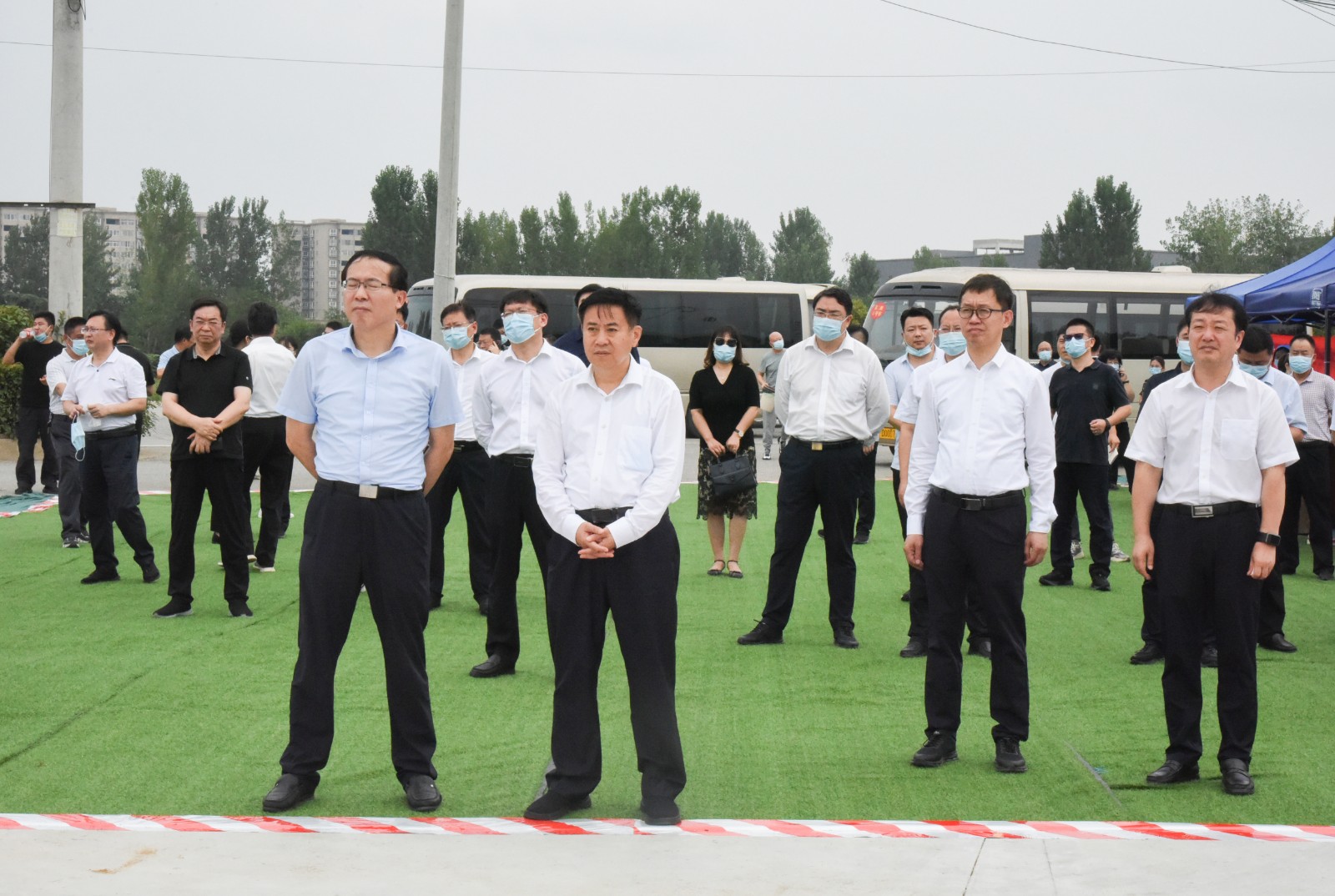 项目建设势如虹 城市更新热潮涌 ——市长王智慧带领全市第二观摩组深入高新区实地观摩 中国财经新闻网 www.prcfe.com