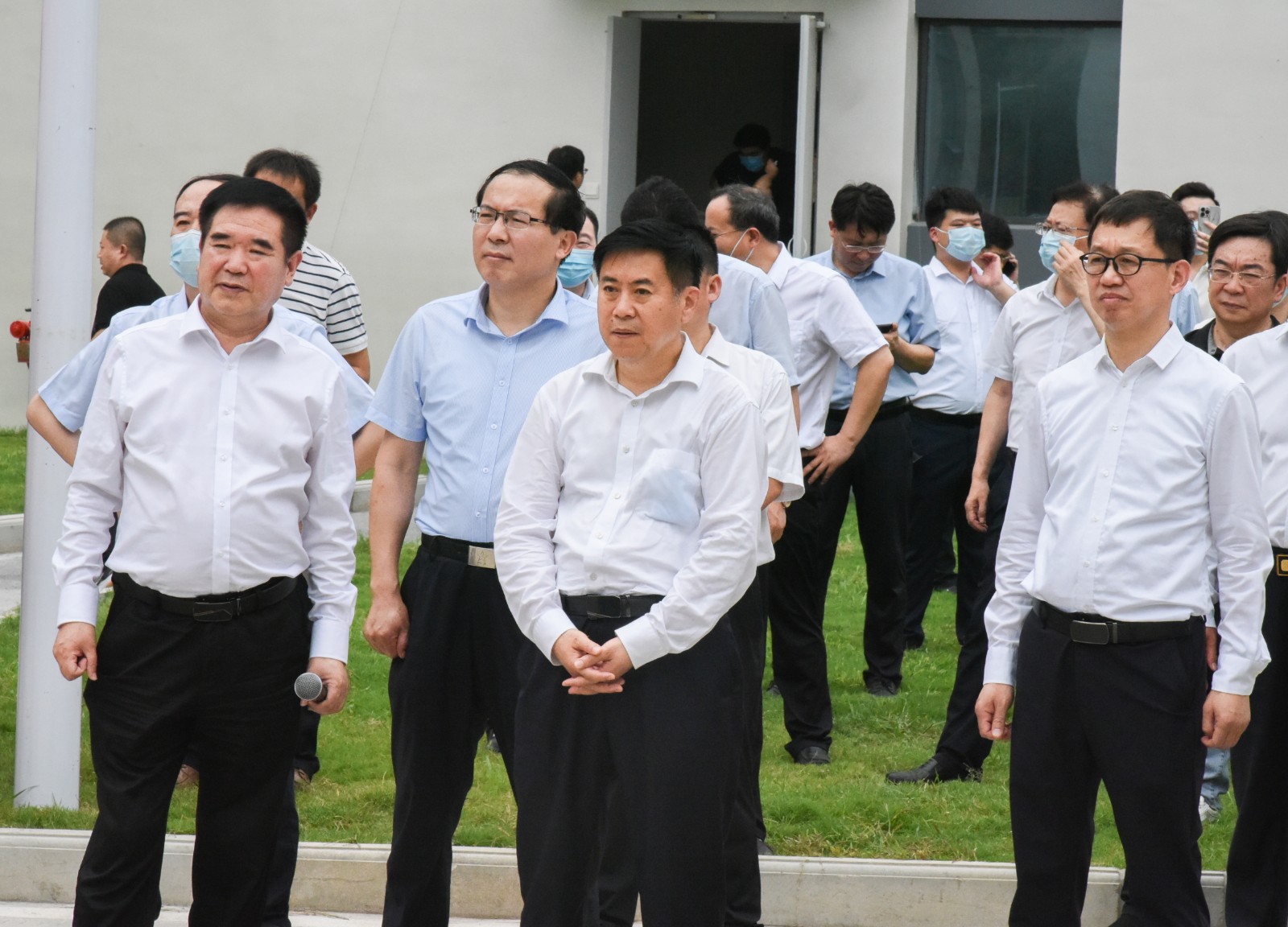项目建设势如虹 城市更新热潮涌 ——市长王智慧带领全市第二观摩组深入高新区实地观摩 中国财经新闻网 www.prcfe.com