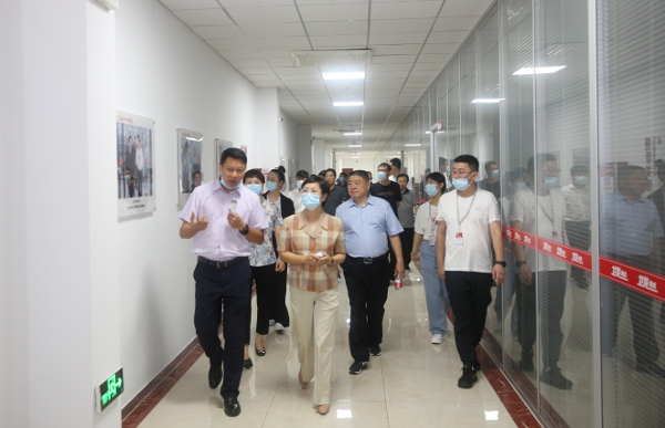 亚洲财富论坛及普洱市考察团莅临我区参观考察 中国财经新闻网 www.prcfe.com