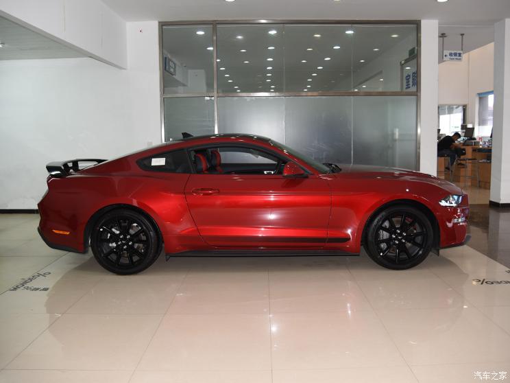 福特(进口) Mustang 2021款 2.3L EcoBoost 黑曜魅影特别版