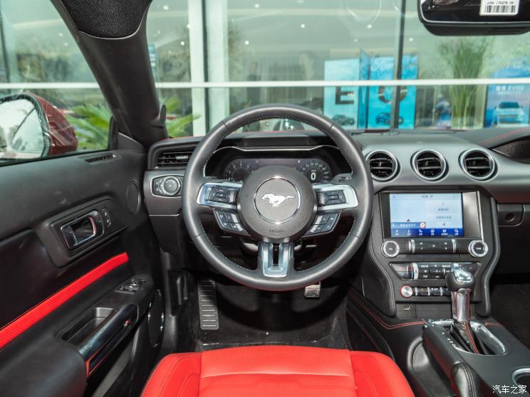 福特(进口) Mustang 2021款 2.3L EcoBoost 黑曜魅影特别版