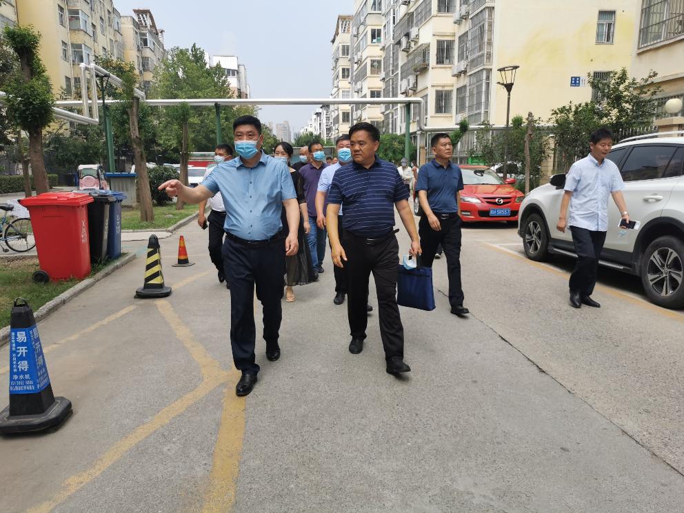 创文如何让基层“共享” 郾城区委书记“走村串巷” 中国财经新闻网 www.prcfe.com