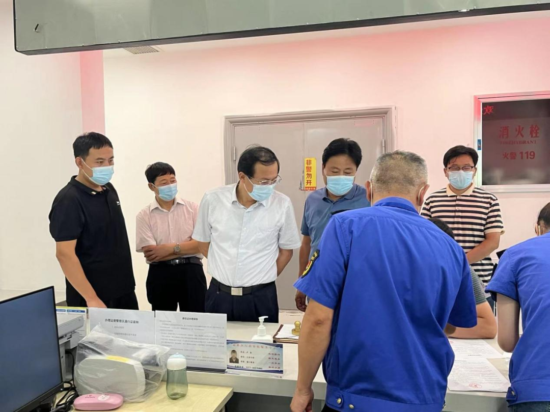 周天龙到区政务服务中心调研指导工作 中国财经新闻网 www.prcfe.com