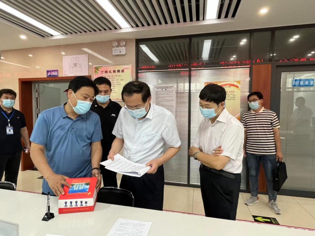 周天龙到区政务服务中心调研指导工作 中国财经新闻网 www.prcfe.com