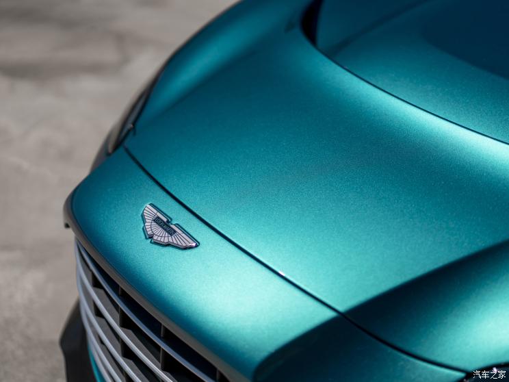 阿斯顿·马丁 V12 Vantage 2022款 Roadster