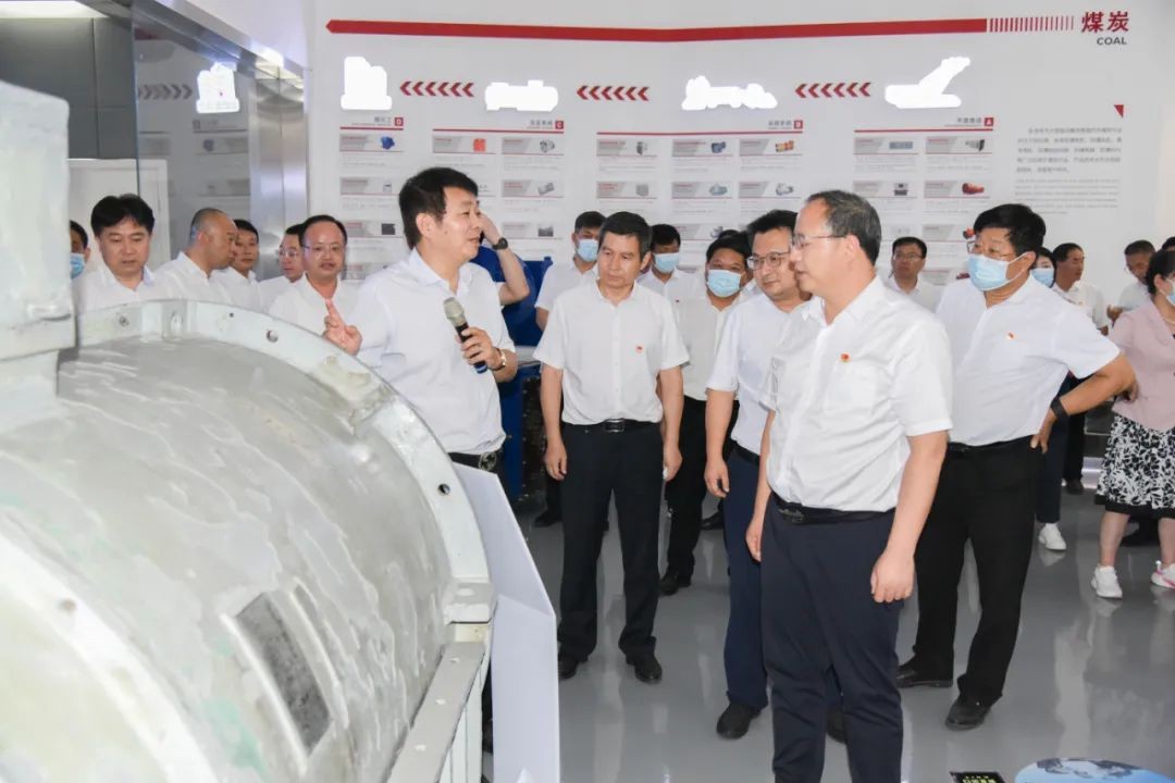 卧龙区党政考察团深入高新区考察交流工业经济发展 中国财经新闻网 www.prcfe.com
