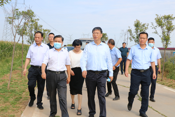 副省长武国定督导调研郾城区抗旱保秋工作 中国财经新闻网 www.prcfe.com