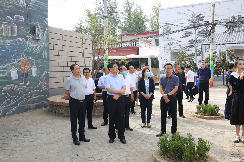 市人大常委会副主任周学功一行来我区调研工作 中国财经新闻网 www.prcfe.com