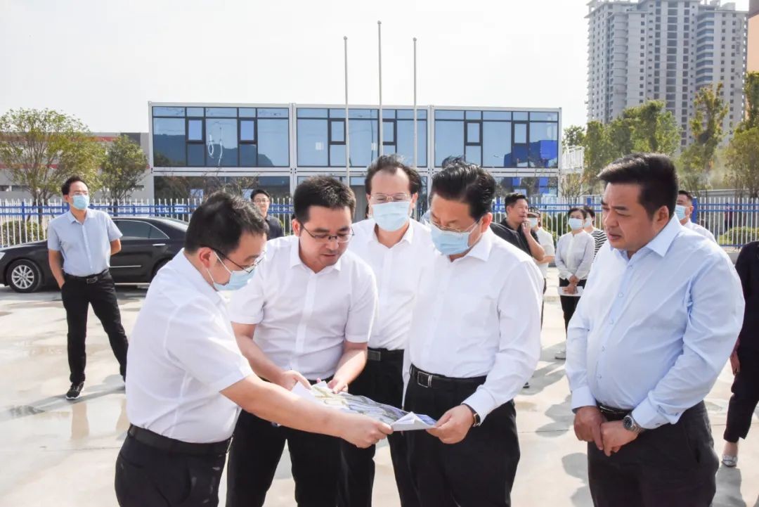 市委书记朱是西深入高新区调研：向“高”而攀， 向“新”而行， 担当中心城区振兴崛起的创新极、增长极 中国财经新闻网 www.prcfe.com