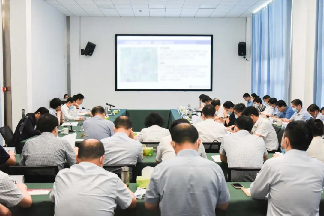市委书记朱是西深入高新区调研：向“高”而攀， 向“新”而行， 担当中心城区振兴崛起的创新极、增长极 中国财经新闻网 www.prcfe.com
