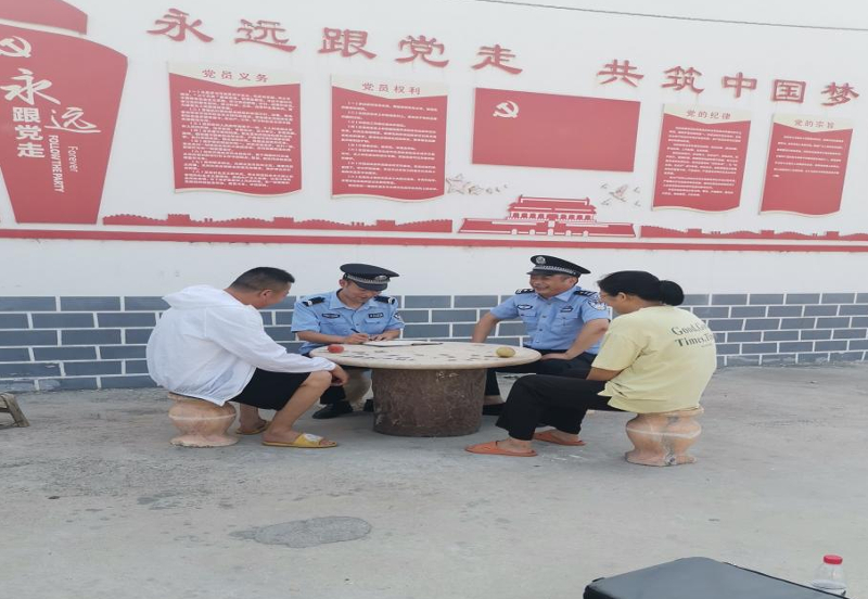 开发区公安分局“一村一警”：全力合力促稳定，坚守坚持保平安 中国财经新闻网 www.prcfe.com