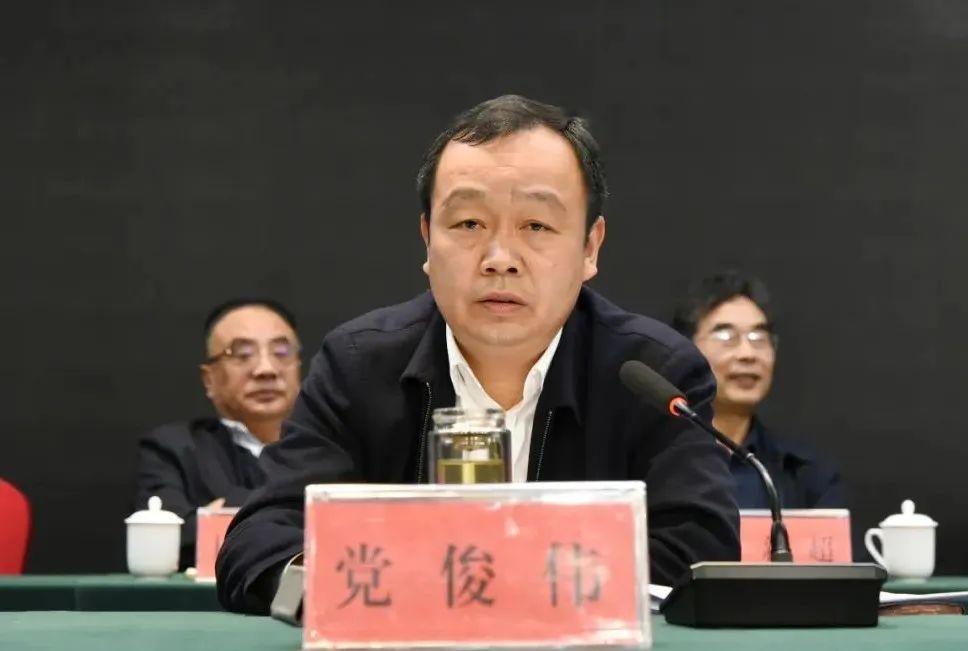 高新区召开“决胜四季度、确保全年红”动员大会 中国财经新闻网 www.prcfe.com