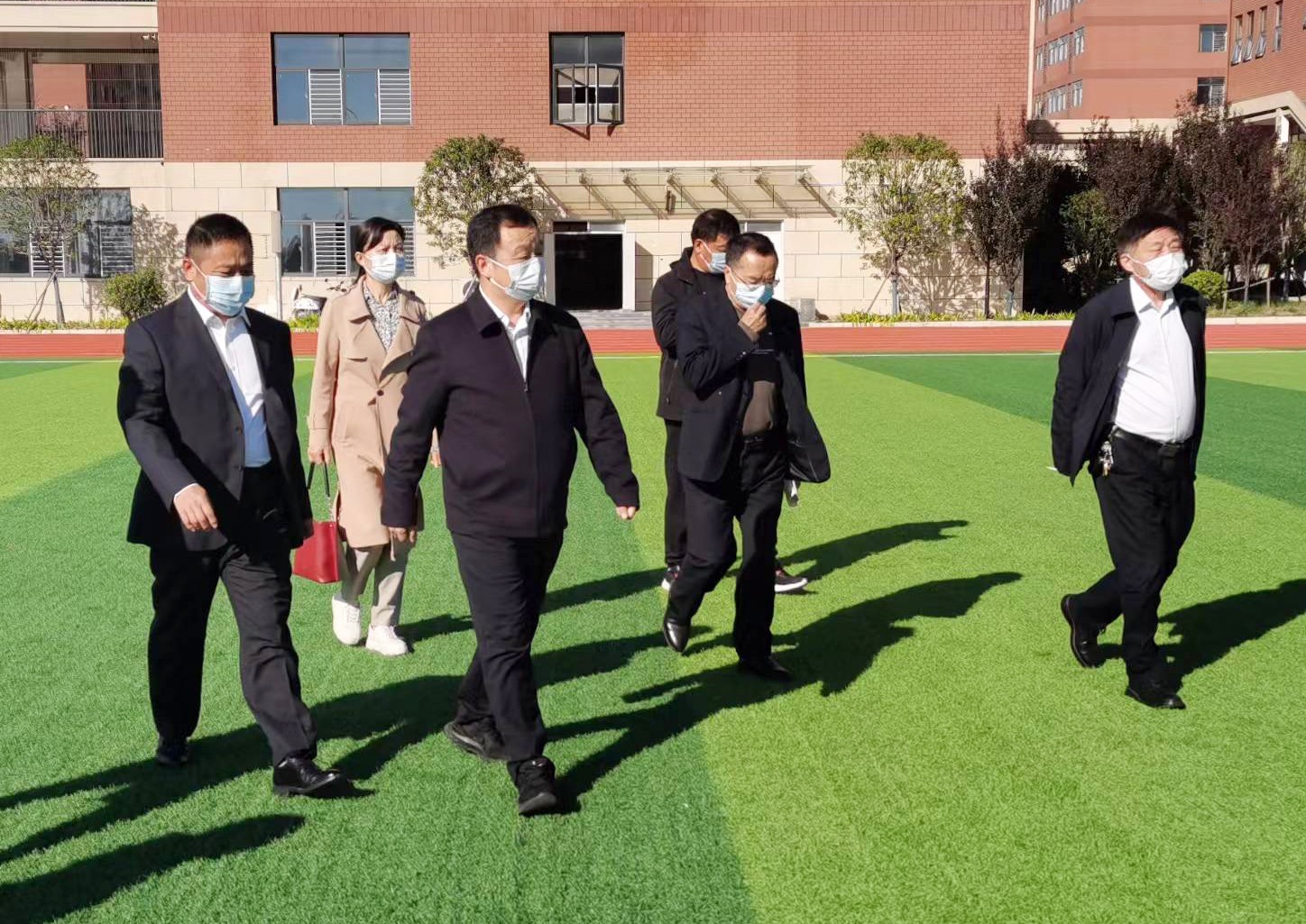 党俊伟深入辖区完全学校调研指导工作 中国财经新闻网 www.prcfe.com