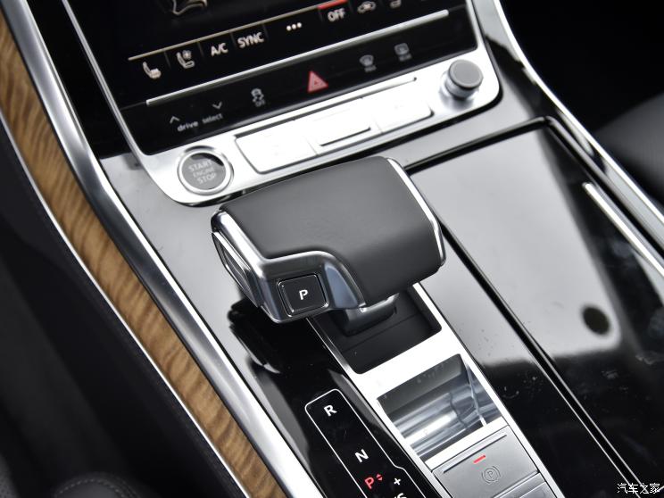 奥迪(进口) 奥迪Q7 2022款 55 TFSI quattro S line尊贵型