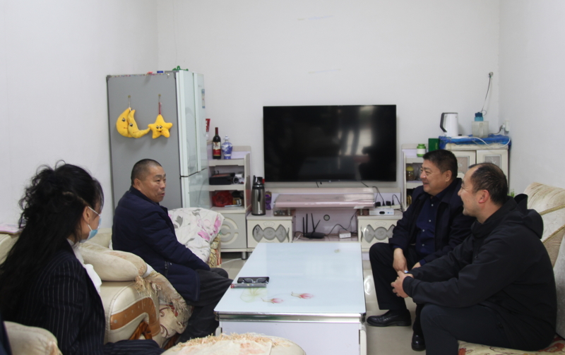 赵焕林带队走访慰问我区脱贫户 中国财经新闻网 www.prcfe.com